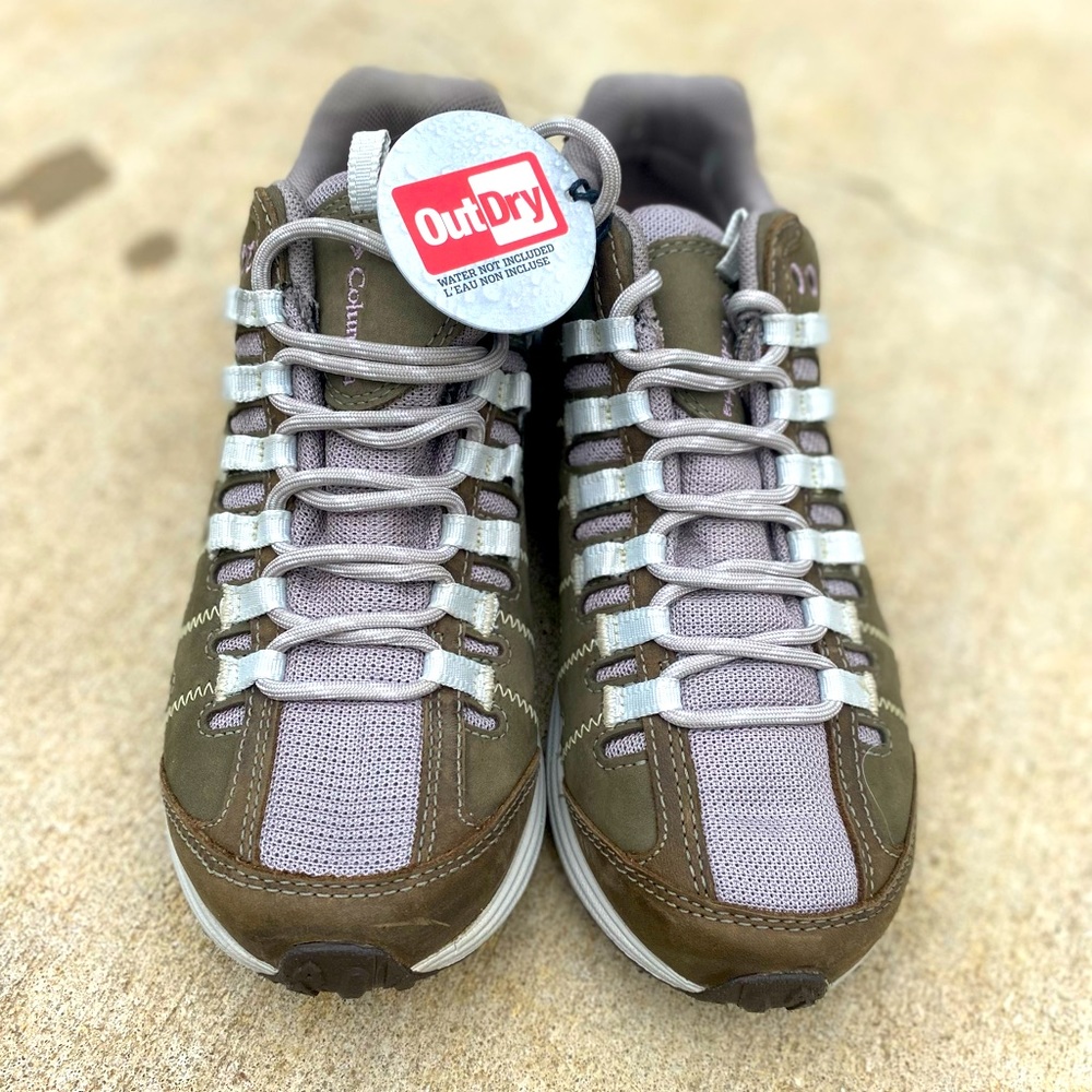 Columbia shoe. Olive and grey. BRAND NEW